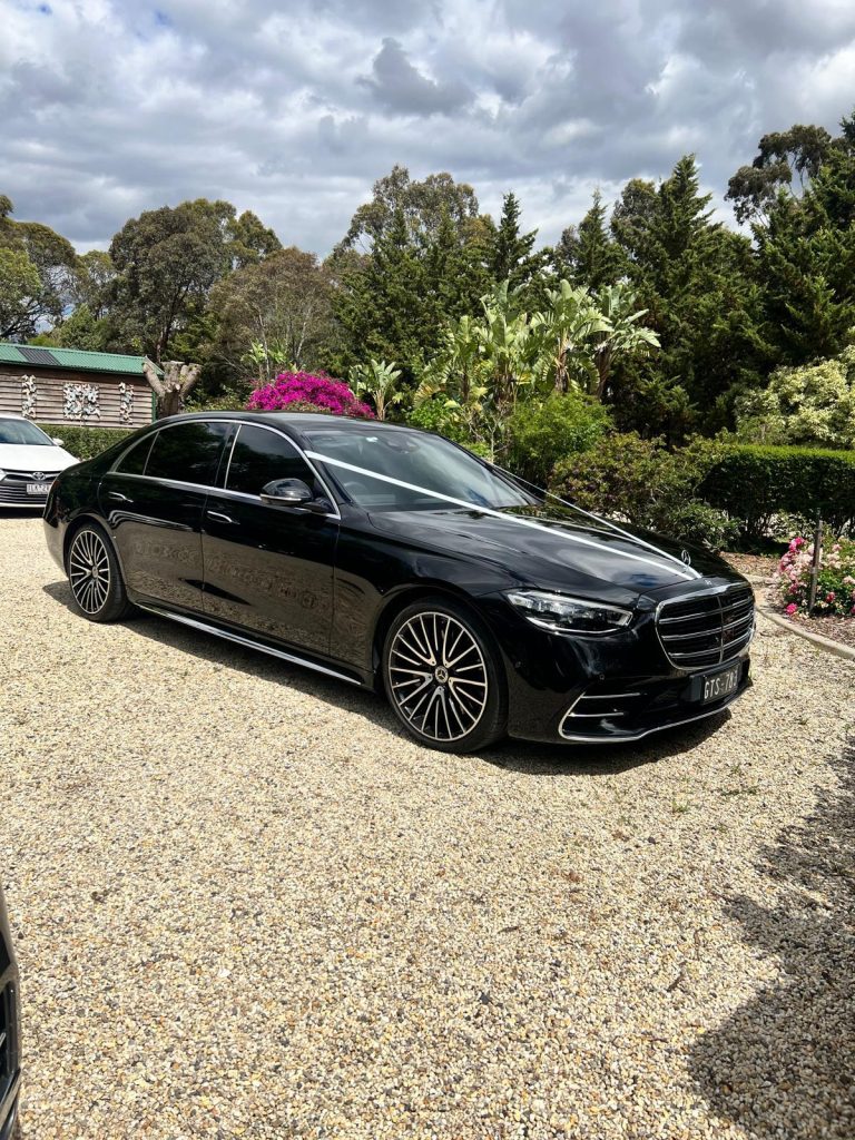 The Ultimate Guide to Wedding Car Hire with Chauffeur Services
